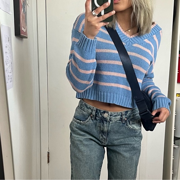 baby blue & pink striped knit crop sweater - Picture 1 of 2